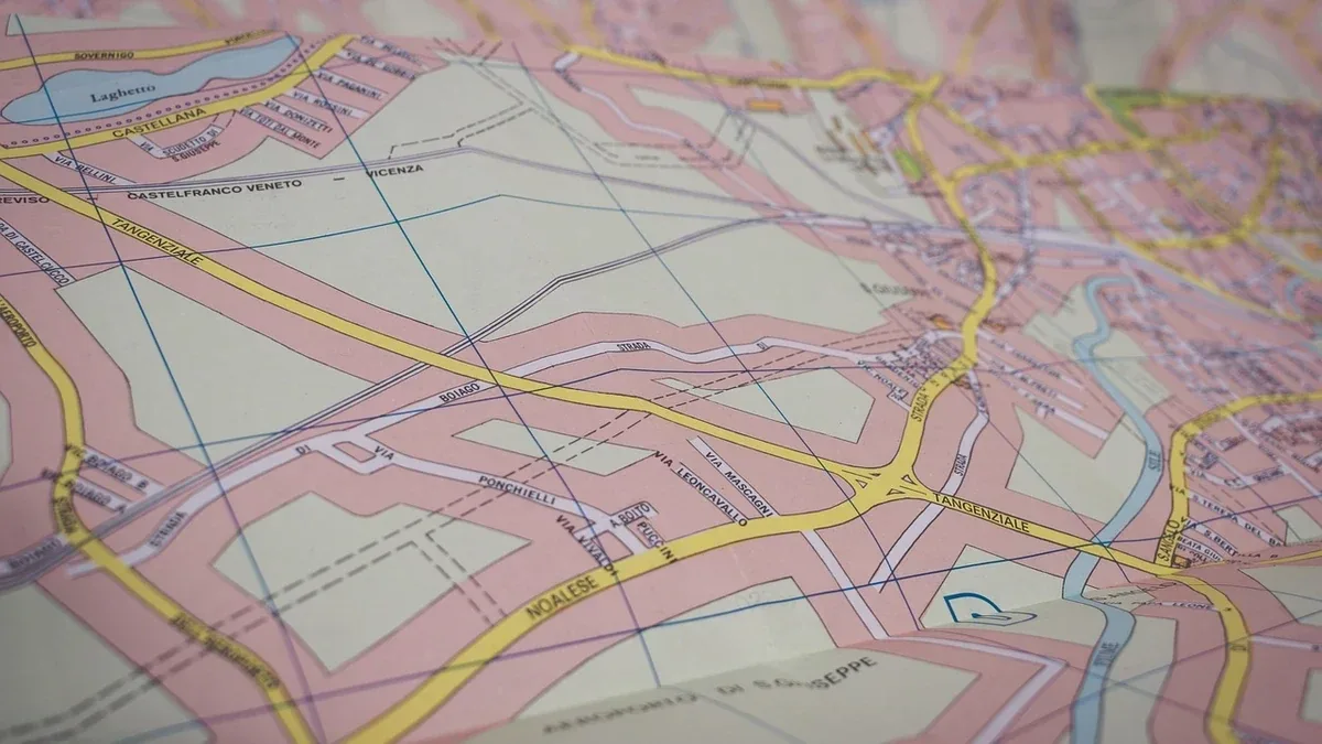 Come scaricare mappe offline e verificare che siano utilizzabili in viaggio